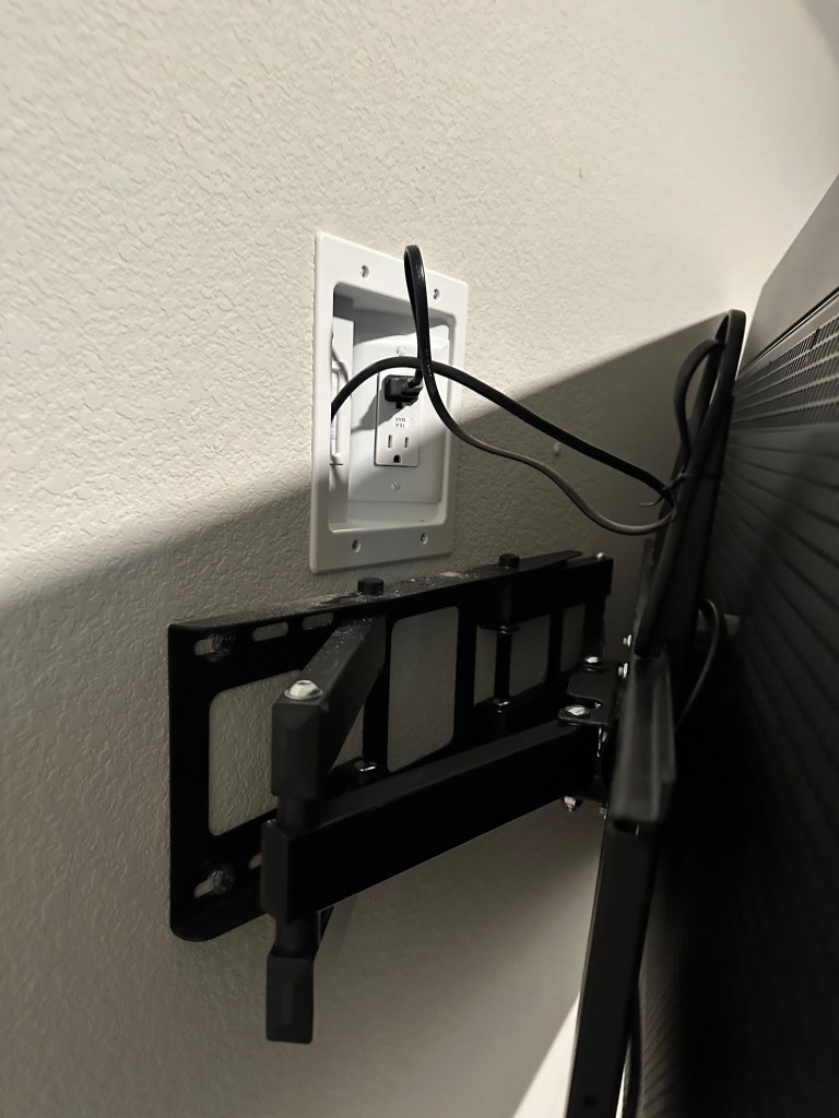 Mansfield Handyman Services install a TV mount with wire concealment in Mansfield TX
